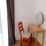 Maja - 170m Od Plaze Lägenhet Poreč