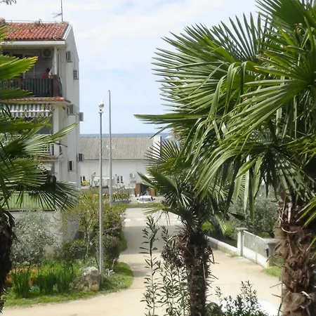Appartement Maja *