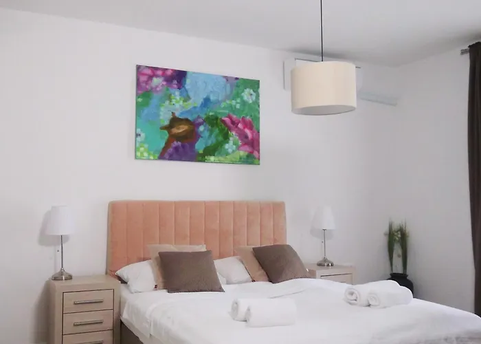 Maja - 170m Od Plaze * Porec